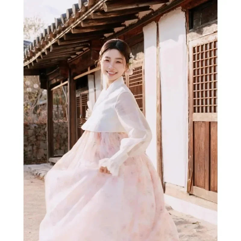 2025 NEW Traditional dress Travel Photo Yanji Court Dress Daily Stage Performance Clothes Hanbok New Korean Clothing Clan WOMEN